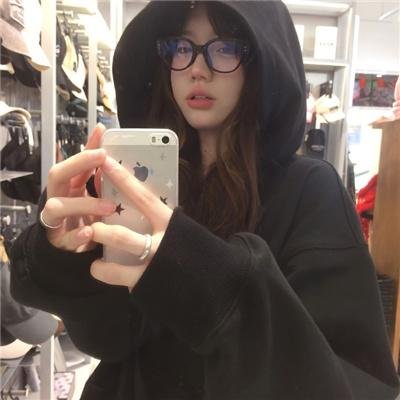 哥斯拉对美加洛